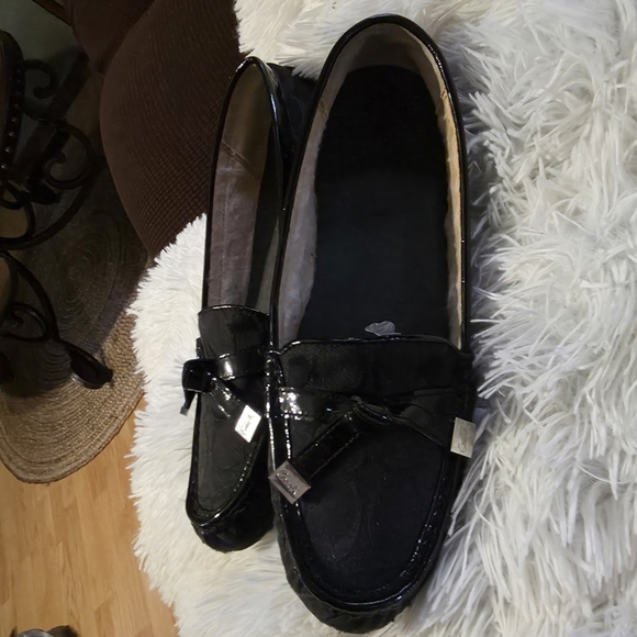 Coach Black Signature Loafers (9.5) - Picture 2 of 7